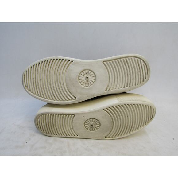 UGG Womens Size 6 Gray Suede Buckle Winter Boots - Picture 9 of 11